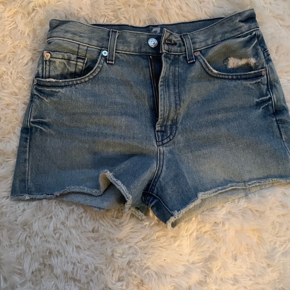 7 all mankind ripped jeans short
